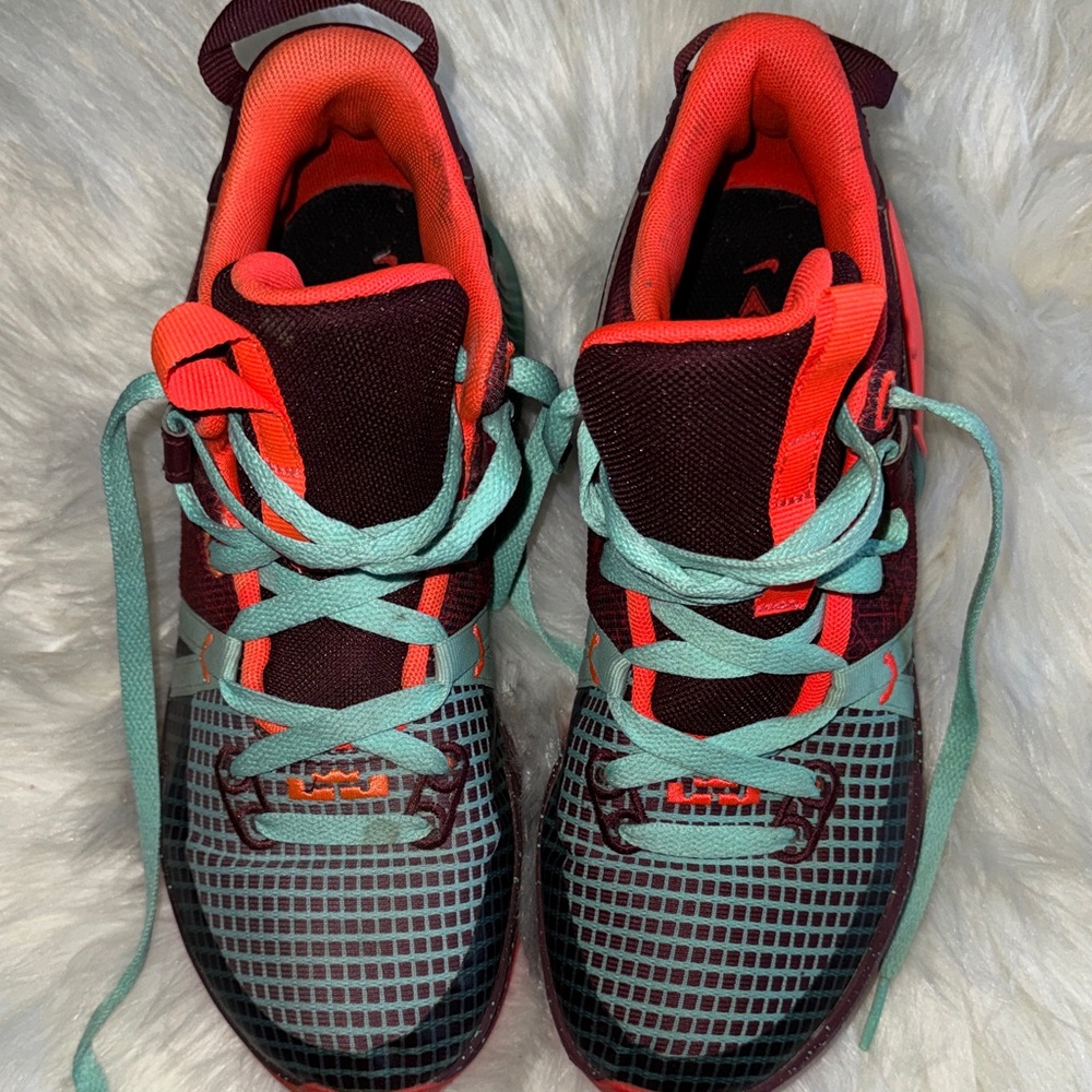 Nike LeBron kids' basketball shoes